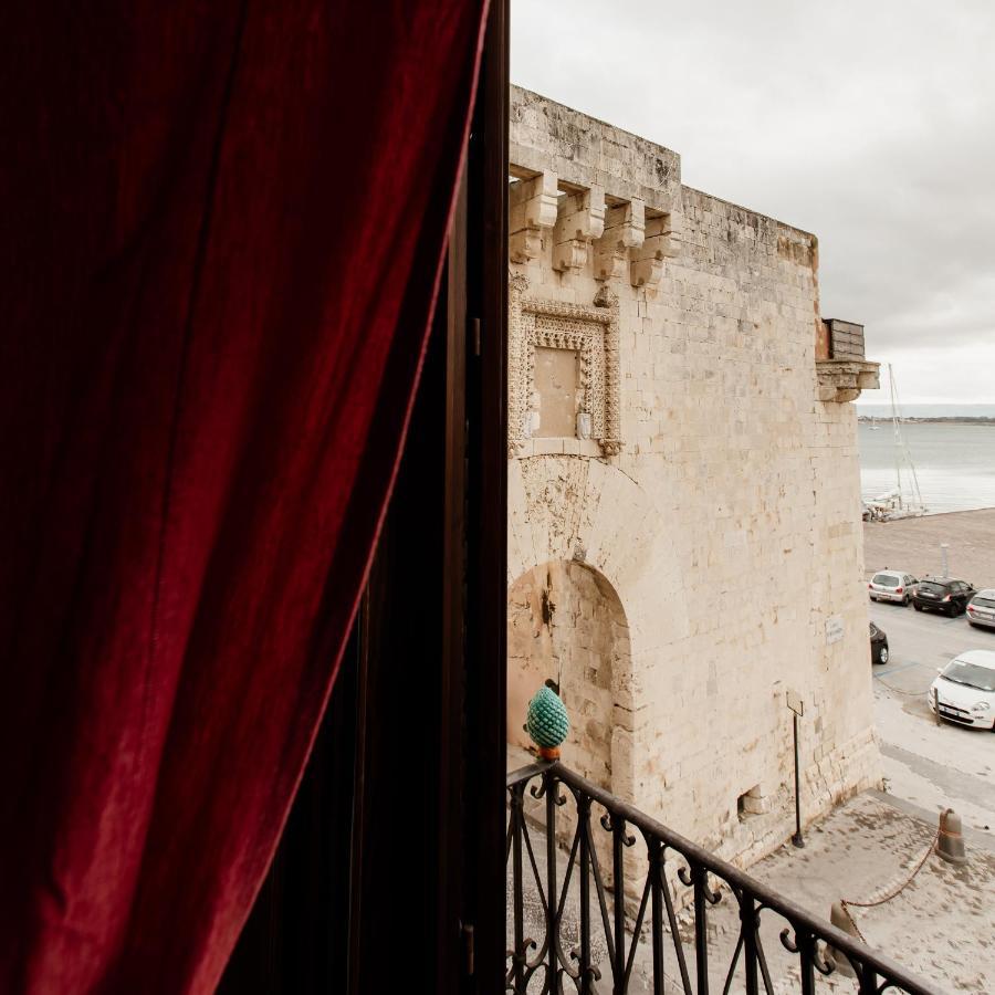 Palazzo Giunta - Porta Marina Ortigia Bed and Breakfast Syracuse Eksteriør billede
