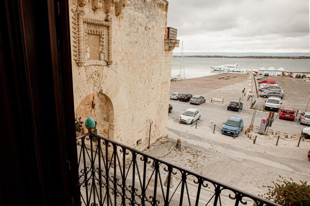Palazzo Giunta - Porta Marina Ortigia Bed and Breakfast Syracuse Eksteriør billede
