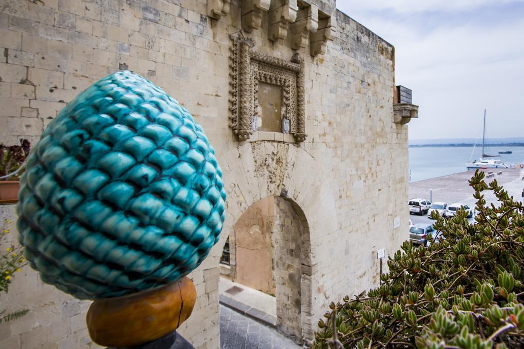 Palazzo Giunta - Porta Marina Ortigia Bed and Breakfast Syracuse Eksteriør billede